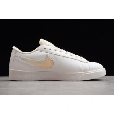 Nike Bayan Blazer Low Top Beyaz / Bej Rengi Kaykay Ayakkabı Türkiye - H5LA2N3E